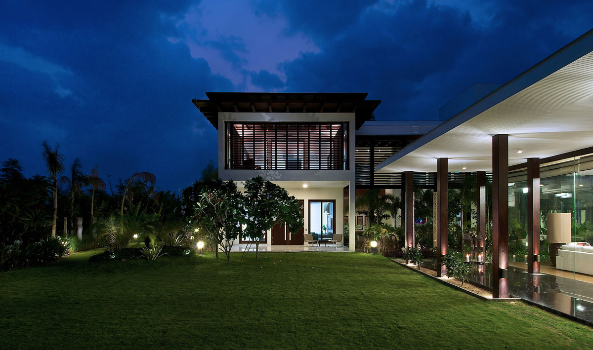 Garden in modern houses