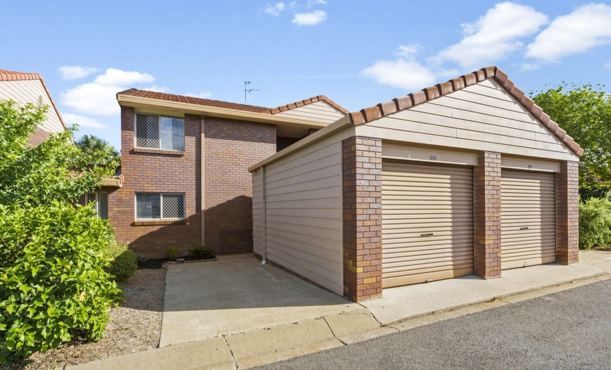 GREAT INVESTMENT WITH EVERYTHING YOU NEEDED- FULLY RENOVATED & BIG YARD