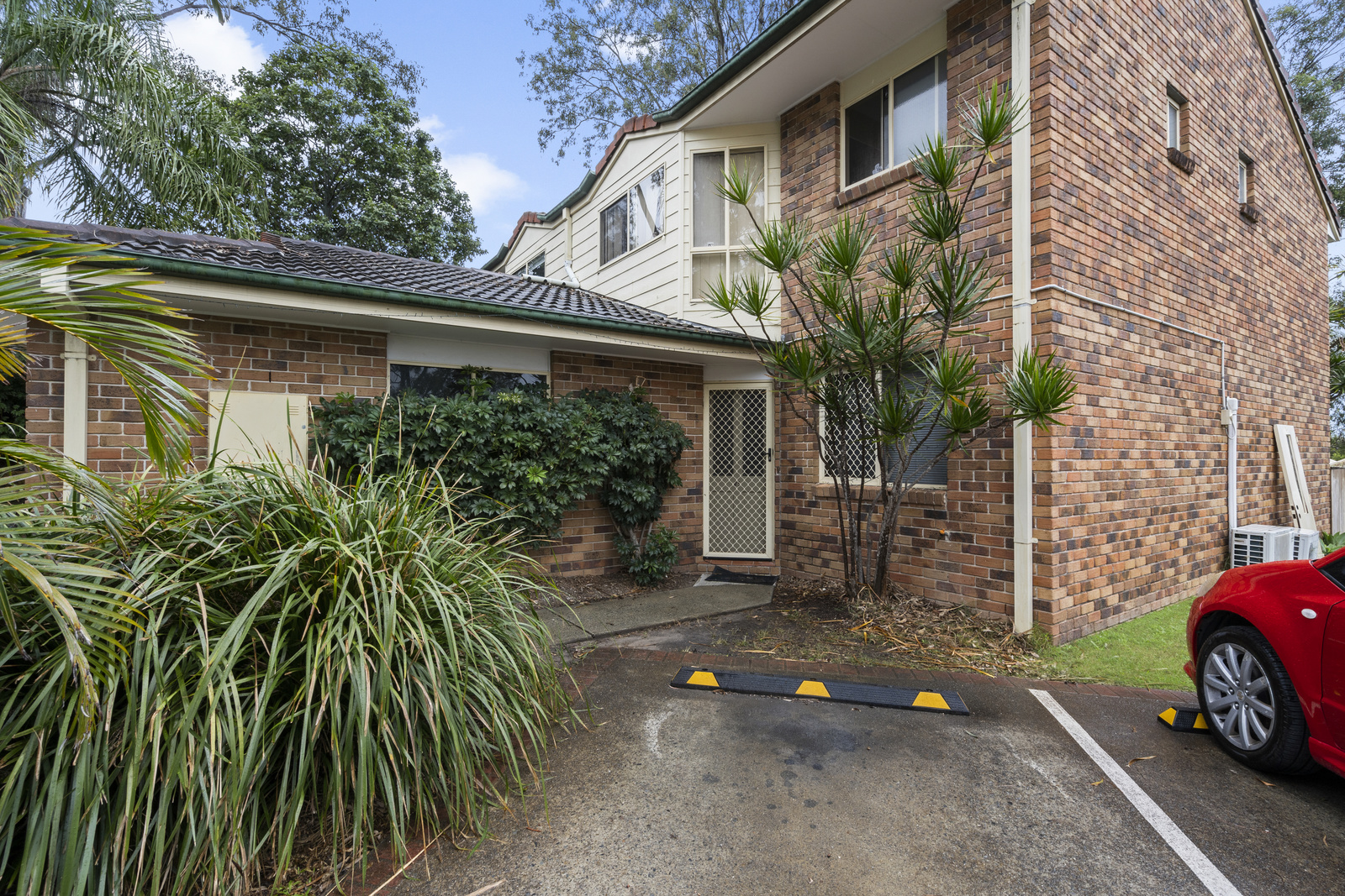 Location is everything you needed!                               25/503 PINE RIDGE ROAD, BIGGERA WATERS